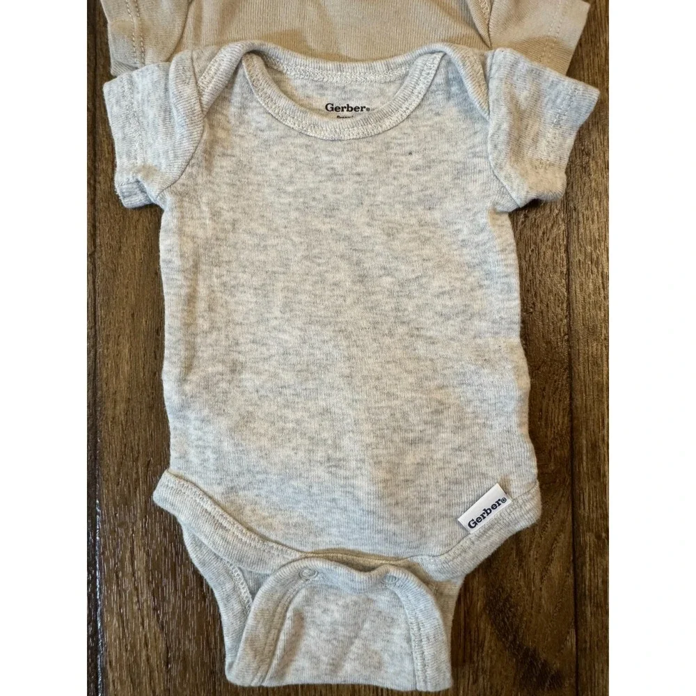 Gerber Baby Onesies Bodysuits Clothes Unisex Boy Girl Preemie Neutral Colors Lot